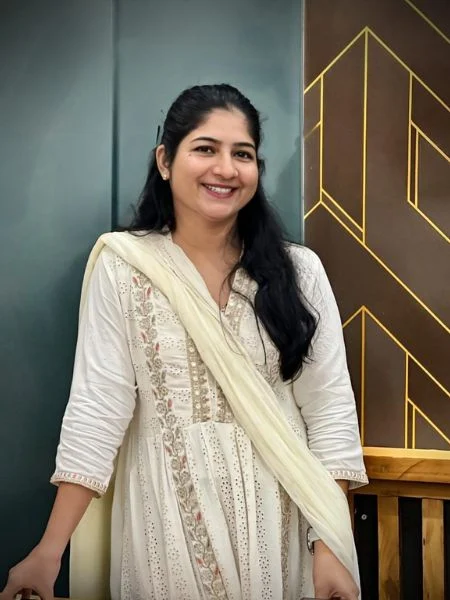 Feral Upadhyay Therapist New Bio